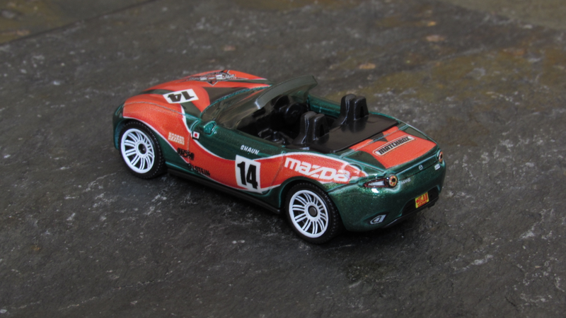 Illustration for article titled Matchbox Gathering 2016 Dinner Car- Mazda MX-5